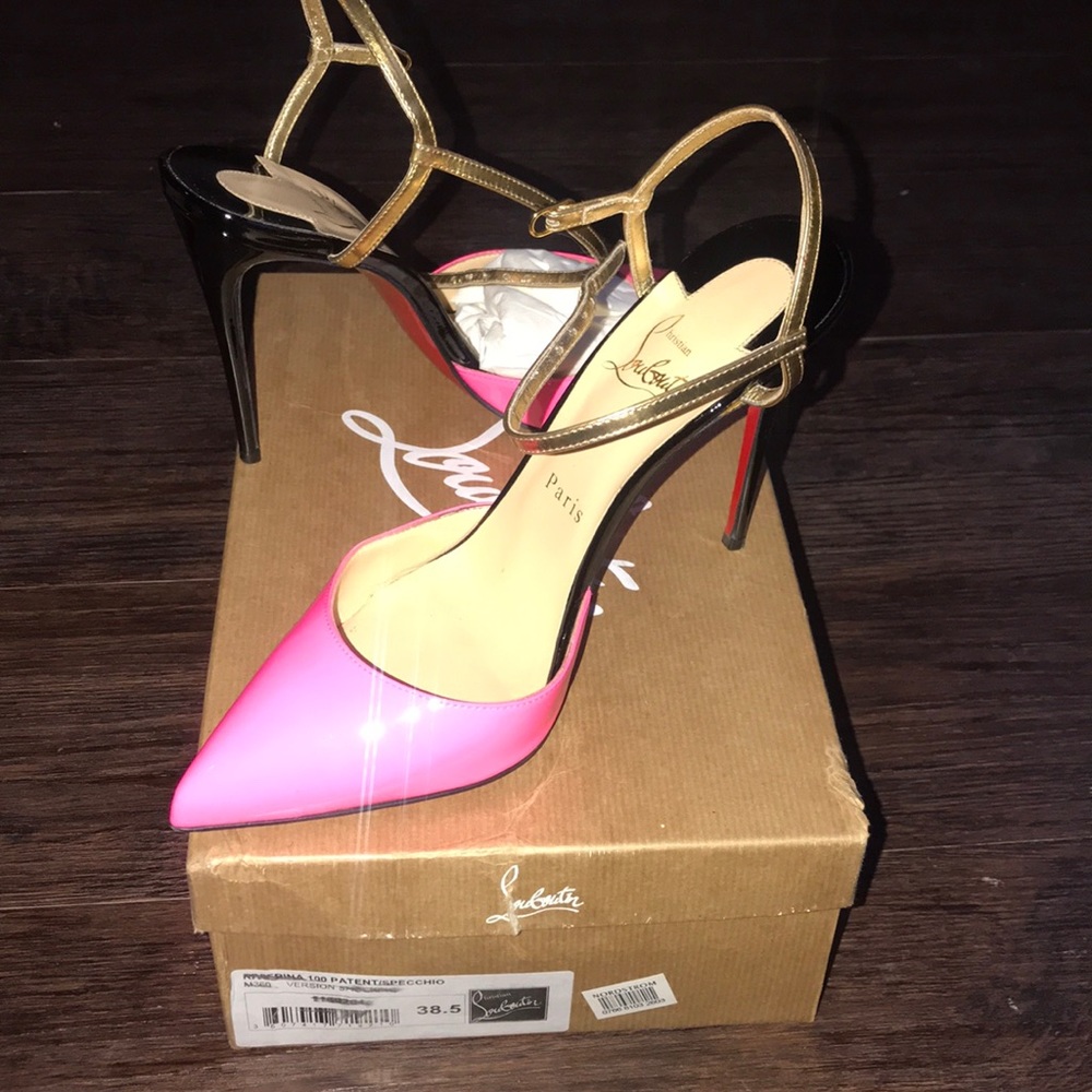 Christian Louboutin RED BOTTOMS